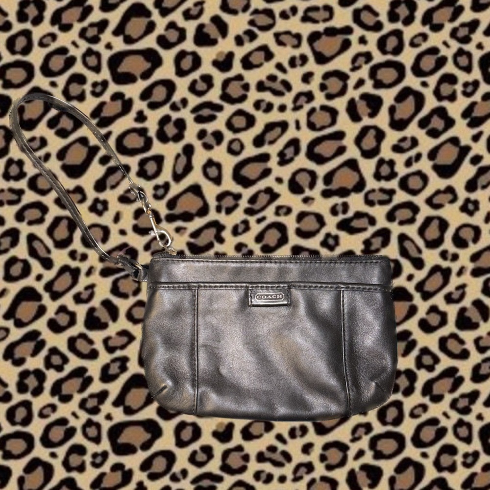 coach leather wristlet